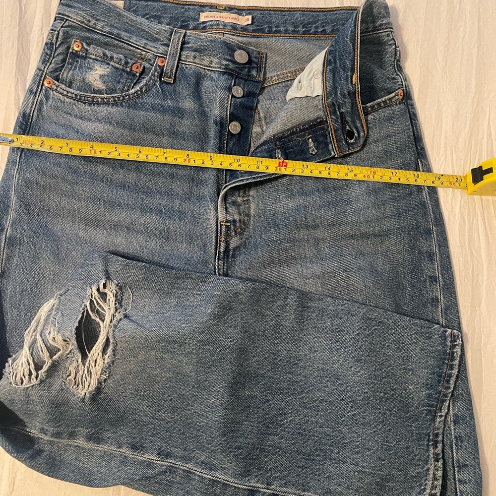 Levi’s Ribcage Straight Rips Jeans 30